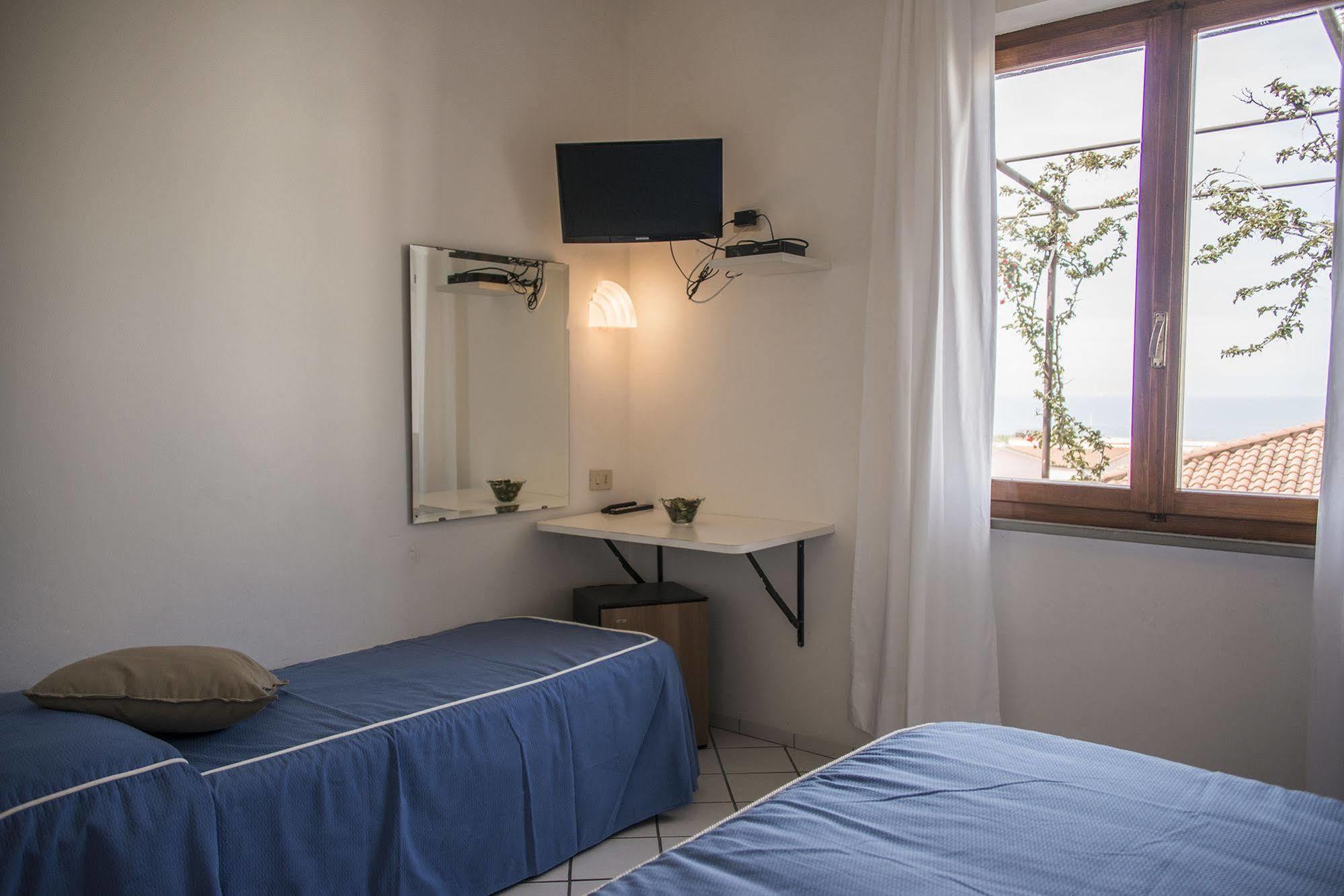 Hotel Il Perseo Chiessi Eksteriør billede