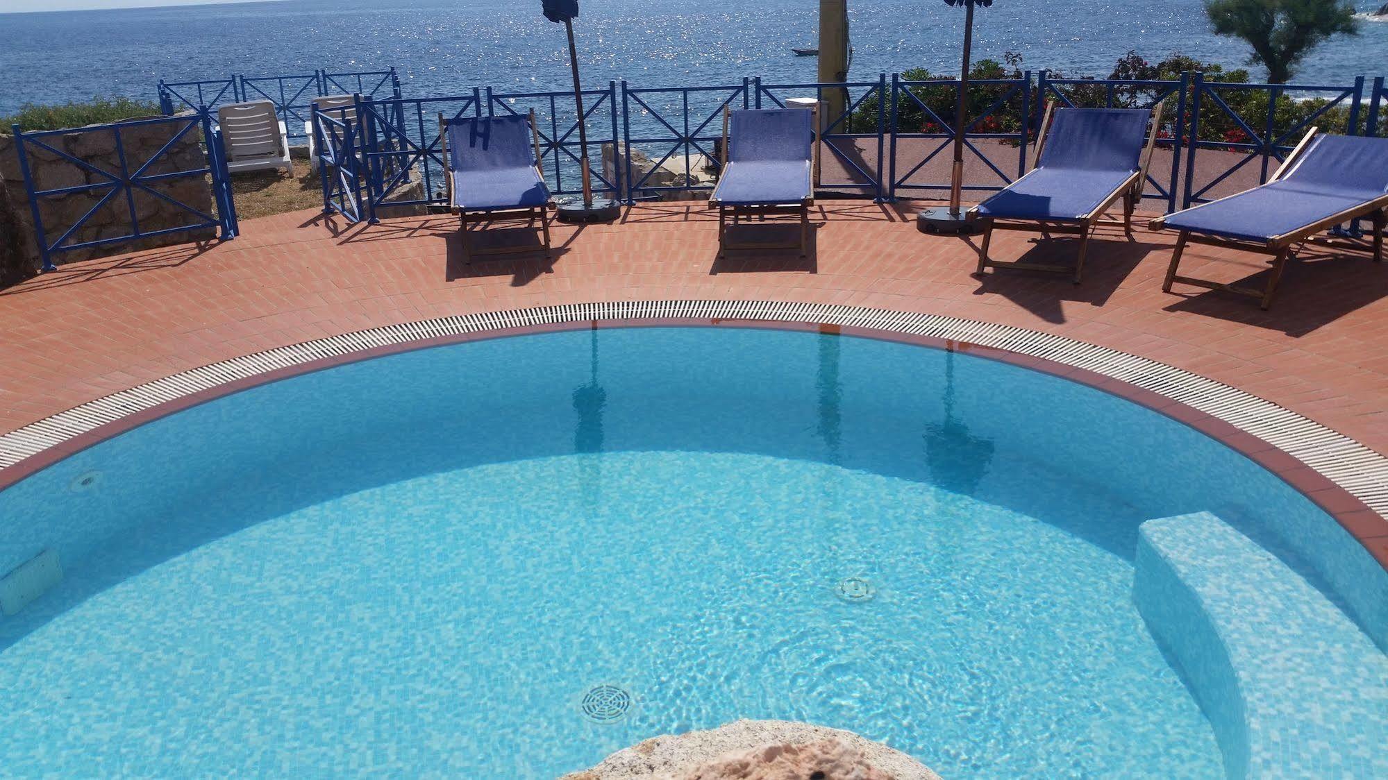 Hotel Il Perseo Chiessi Eksteriør billede