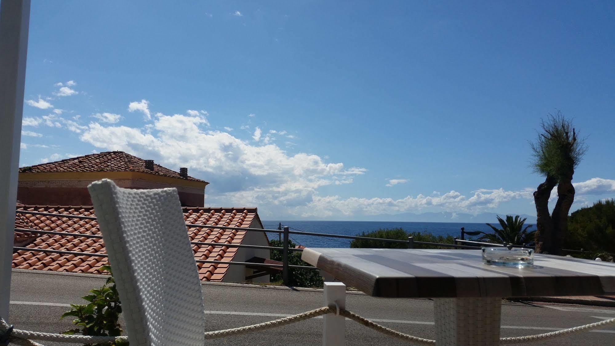 Hotel Il Perseo Chiessi Eksteriør billede